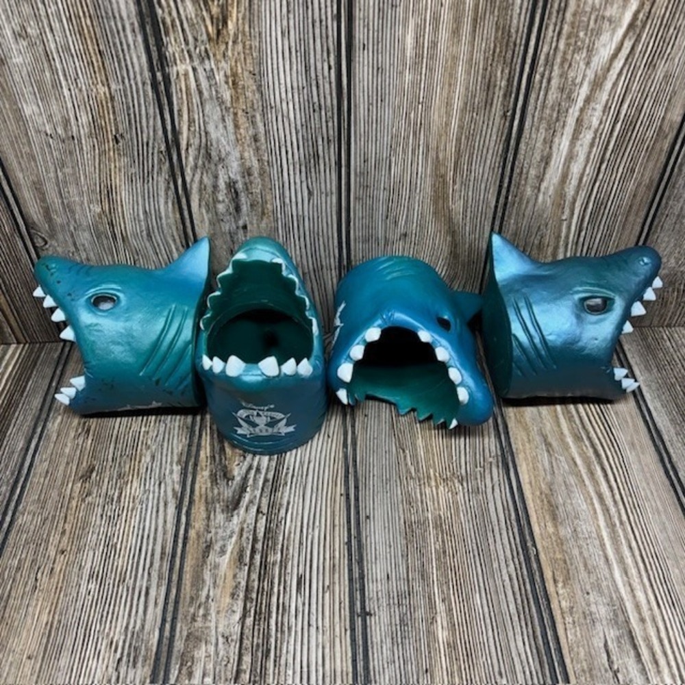 Vintage 1991 Kool Buddies Shark Disney's All Star Resort Sports Drinking Koozies